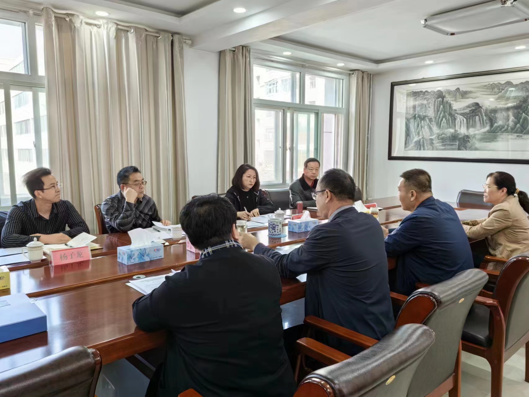 阿荣旗亚东镇：闲置资产“活”起来乡村产业“火”起来(图1)